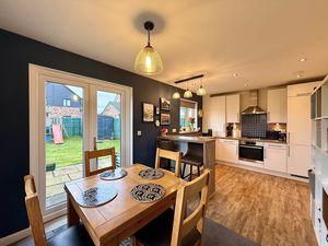 Photo 25- click for photo gallery